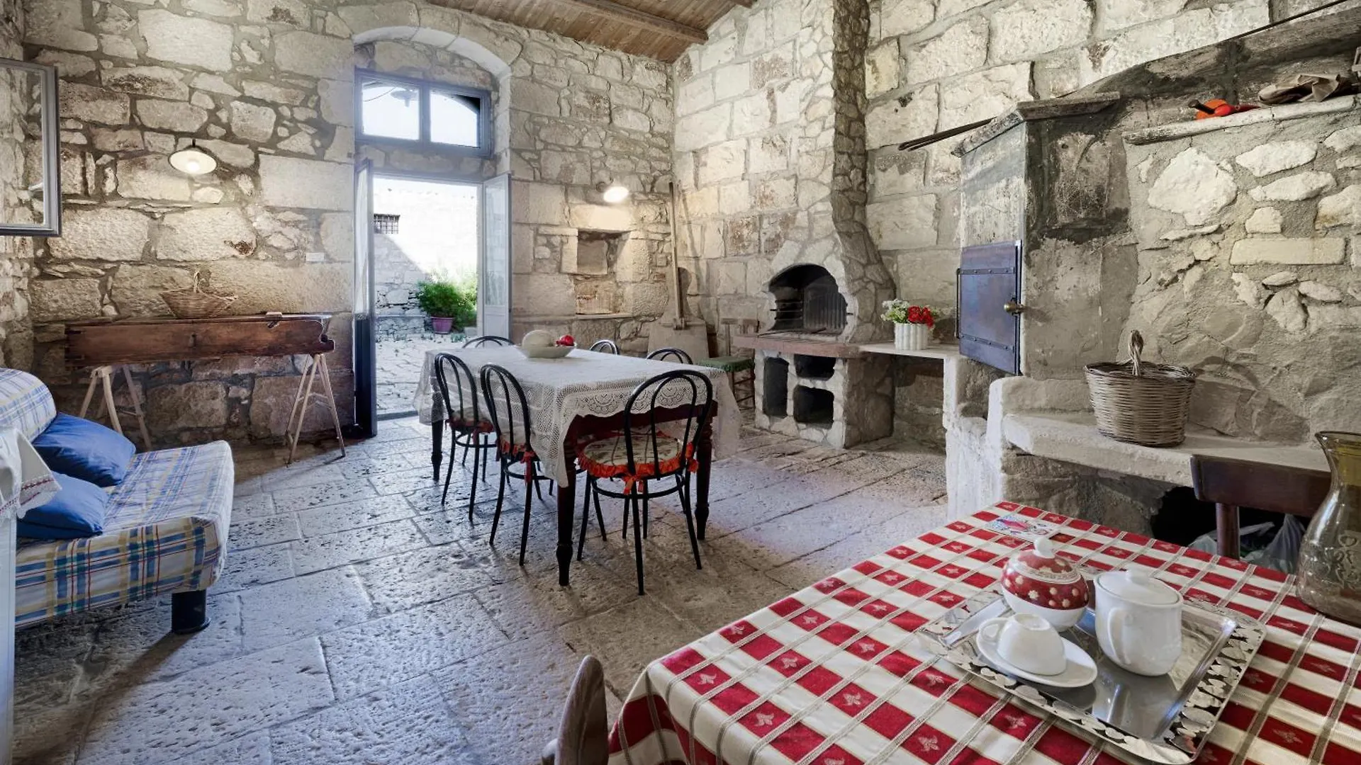 Ferienwohnung Ai Due Leoni 1863 Ragusa Italien